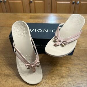 Vionic Bella Bow Thong Sandal